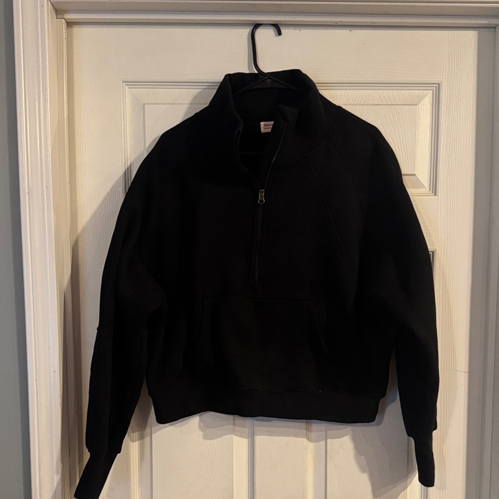 Black Half-Zip Pullover Discoun5 Divas boutique brand